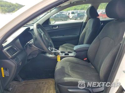 Zdjęcie 7 z 12 samochodu: 2016 KIA OPTIMA LX VIN:KNAGT4L31G5073746 - miniatura