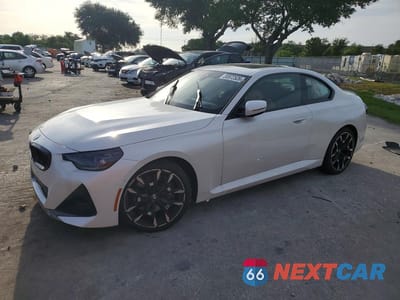 2025 BMW 230I 3MW23CM03S8F64484 - główne zdjęcie licytacji z USA - miniatura