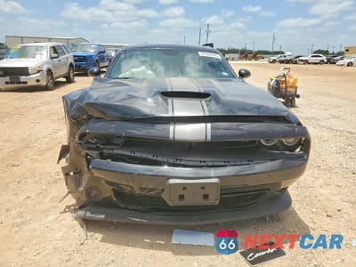 Piąte zdjęcie samochodu w środku: 2022 DODGE CHALLENGER R/T VIN:2C3CDZBT1NH195238 - miniatura
