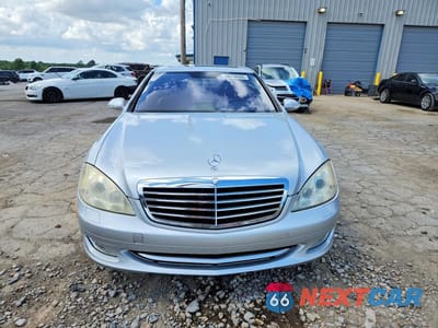 Piąte zdjęcie samochodu w środku: 2007 MERCEDES-BENZ S 550 VIN:WDDNG71X37A033297 - miniatura