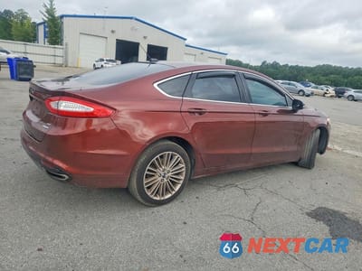 Trzecie zdjęcie samochodu z tyłu: 2016 FORD FUSION SE VIN:3FA6P0T92GR256608 - miniatura