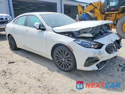Czwarte zdjęcie samochodu z boku: 2021 BMW 228XI VIN:WBA73AK04M7H36803 - miniatura