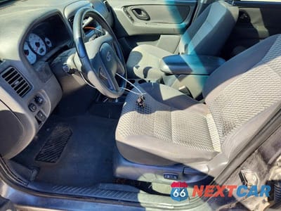 Zdjęcie 7 z 12 samochodu: 2004 FORD ESCAPE XLT VIN:1FMYU03104DA17712 - miniatura