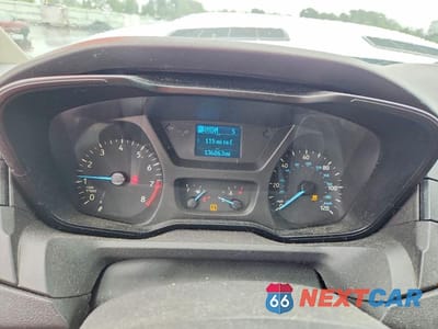 Zdjęcie 9 z 13 samochodu: 2017 FORD TRANSIT 150 DELIVERY VAN VIN:1FTYE1ZM9HKA81628 - miniatura
