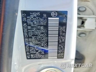 Zdjęcie 13 z 13 samochodu: 2013 TOYOTA PRIUS C TWO VIN:JTDKDTB35D1541051 - miniatura