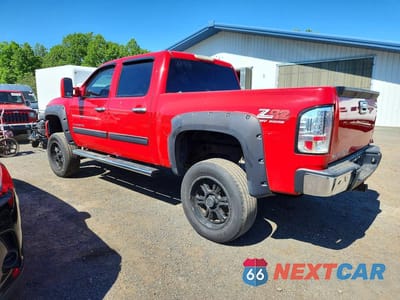 Drugie zdjęcie samochodu z przodu: 2013 CHEVROLET SILVERADO K1500 LT VIN:3GCPKSE21DG234454 - miniatura