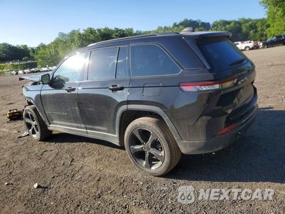 Drugie zdjęcie samochodu z przodu: 2025 JEEP GRAND CHEROKEE LAREDO VIN:1C4RJHAG5SC278070 - miniatura
