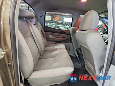 Zdjęcie 10 z 12 samochodu: 2013 TOYOTA TACOMA DOUBLE CAB VIN:3TMLU4EN2DM127347 - miniatura