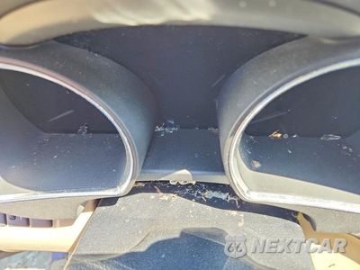 Zdjęcie 9 z 12 samochodu: 2011 TOYOTA HIGHLANDER SE VIN:5TDZK3EH5BS030497 - miniatura