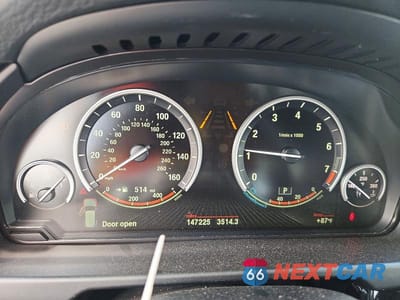 Zdjęcie 9 z 12 samochodu: 2018 BMW X5 SDRIVE35I VIN:5UXKR2C57J0Z16790 - miniatura