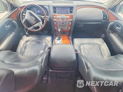 Zdjęcie 8 z 13 samochodu: 2015 INFINITI QX80 BASE VIN:JN8AZ2ND9F9770479 - miniatura