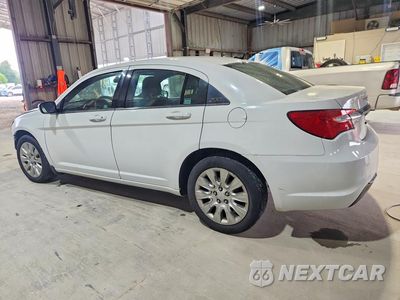 Drugie zdjęcie samochodu z przodu: 2014 CHRYSLER 200 LX VIN:1C3CCBABXEN143181 - miniatura