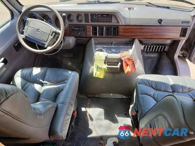 Zdjęcie 8 z 13 samochodu: 1997 DODGE RAM VAN VIN:2B7KB31Z0VK549558 - miniatura