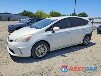 2014 TOYOTA PRIUS V THREE JTDZN3EU5E3312732 - główne zdjęcie licytacji z USA - miniatura