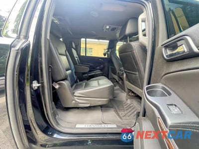 Zdjęcie 6 z 14 samochodu: 2017 CHEVROLET SUBURBAN K1500 LT VIN:1GNSKHKC4HR251367 - miniatura