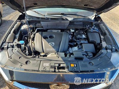 Zdjęcie 12 z 13 samochodu: 2018 MAZDA CX-5 TOURING VIN:JM3KFACM1J0343016 - miniatura