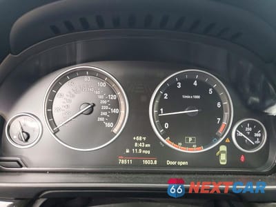 Zdjęcie 9 z 12 samochodu: 2012 BMW 550 XI VIN:WBAFU9C52CDW93657 - miniatura