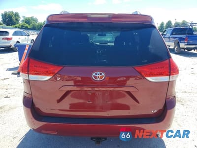Zdjęcie 6 z 13 samochodu: 2012 TOYOTA SIENNA LE VIN:5TDKK3DC1CS202193 - miniatura