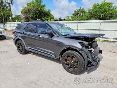 Czwarte zdjęcie samochodu z boku: 2020 FORD EXPLORER ST VIN:1FM5K8GC0LGA02711 - miniatura