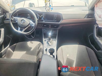 Zdjęcie 8 z 12 samochodu: 2021 VOLKSWAGEN JETTA S VIN:3VWC57BU0MM017839 - miniatura