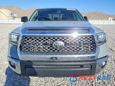 Piąte zdjęcie samochodu w środku: 2020 TOYOTA TUNDRA VIN:5TFUY5F1XLX872401 - miniatura