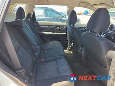 Zdjęcie 11 z 14 samochodu: 2018 NISSAN ROGUE S VIN:KNMAT2MT0JP622957 - miniatura