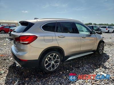Trzecie zdjęcie samochodu z tyłu: 2021 BMW X1 SDRIVE28I VIN:WBXJG7C08M5U37633 - miniatura