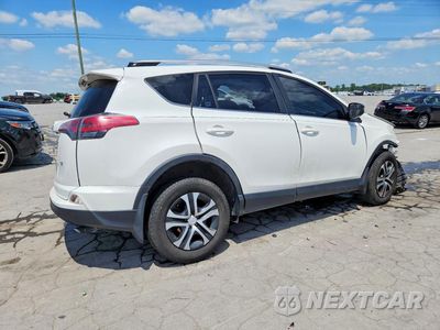 Trzecie zdjęcie samochodu z tyłu: 2017 TOYOTA RAV4 LE VIN:JTMZFREV9HJ707909 - miniatura