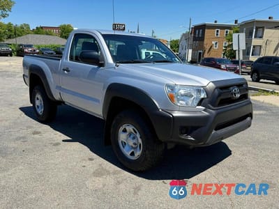 Czwarte zdjęcie samochodu z boku: 2012 TOYOTA TACOMA BASE VIN:5TFPX4EN5CX012727 - miniatura
