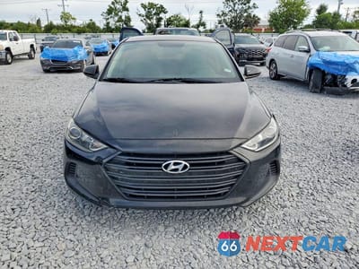 Piąte zdjęcie samochodu w środku: 2017 HYUNDAI ELANTRA SE VIN:KMHD84LF1HU069748 - miniatura