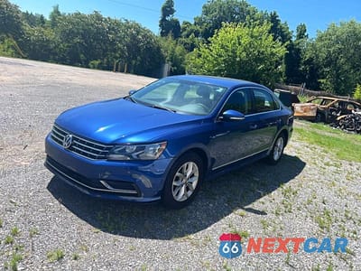 Drugie zdjęcie samochodu z przodu: 2016 VOLKSWAGEN PASSAT S VIN:1VWAS7A38GC019000 - miniatura