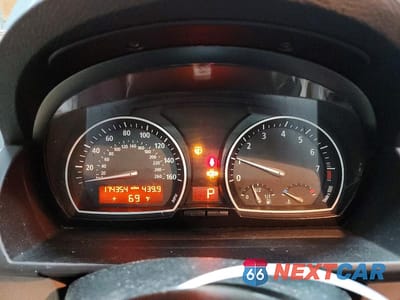Zdjęcie 9 z 13 samochodu: 2007 BMW X3 3.0SI VIN:WBXPC93457WF09913 - miniatura