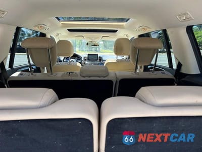 Zdjęcie 9 z 10 samochodu: 2019 MERCEDES-BENZ GLS 450 4MATIC VIN:4JGDF6EE1KB219608 - miniatura