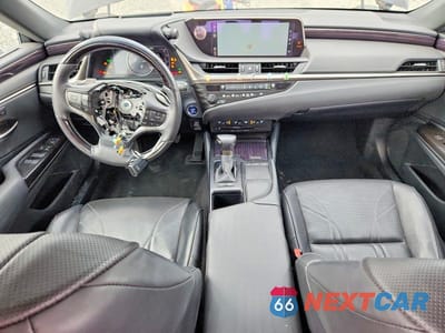 Zdjęcie 8 z 12 samochodu: 2019 LEXUS ES 300H VIN:58AB21B16KU001362 - miniatura
