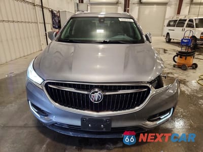 Piąte zdjęcie samochodu w środku: 2020 BUICK ENCLAVE PREMIUM VIN:5GAEVBKW8LJ273031 - miniatura