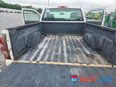 Zdjęcie 10 z 12 samochodu: 2004 CHEVROLET SILVERADO C1500 VIN:1GCEC14X04Z176865 - miniatura
