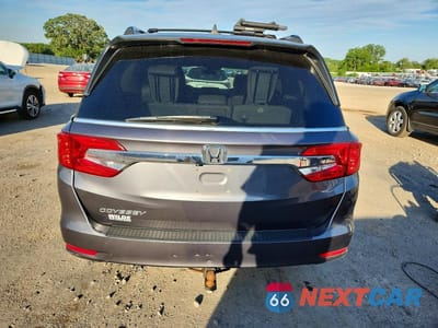 Zdjęcie 6 z 13 samochodu: 2018 HONDA ODYSSEY EXL VIN:5FNRL6H72JB029666 - miniatura
