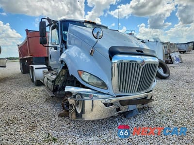 2000 INTERNATIONAL PROSTAR SEMI TRUCK 3HSCTSCR39N124074 - główne zdjęcie licytacji z USA - miniatura