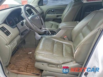 Zdjęcie 7 z 13 samochodu: 2006 HONDA PILOT EX VIN:2HKYF18546H538168 - miniatura