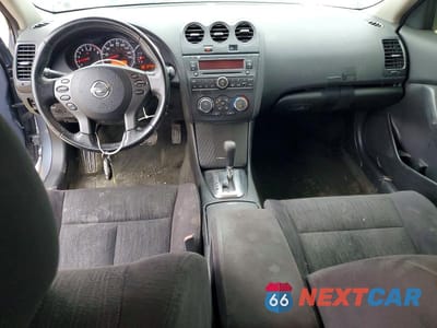 Zdjęcie 8 z 12 samochodu: 2012 NISSAN ALTIMA 2.5 VIN:1N4AL2AP6CN505119 - miniatura