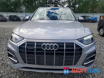 Piąte zdjęcie samochodu w środku: 2021 AUDI Q5 PREMIUM VIN:WA1AAAFY9M2112174 - miniatura