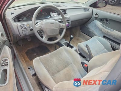 Zdjęcie 8 z 13 samochodu: 1994 HONDA CIVIC EX VIN:2HGEJ1227RH537269 - miniatura