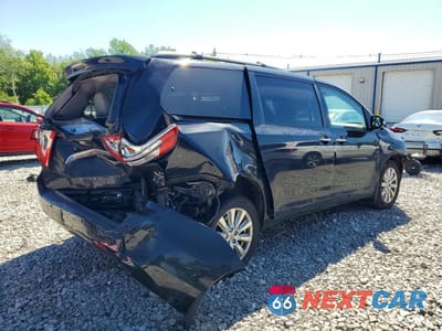 Trzecie zdjęcie samochodu z tyłu: 2017 TOYOTA SIENNA LIMITED PREMIUM 7-PASSENGER VIN:5TDDZ3DC8HS155322 - miniatura