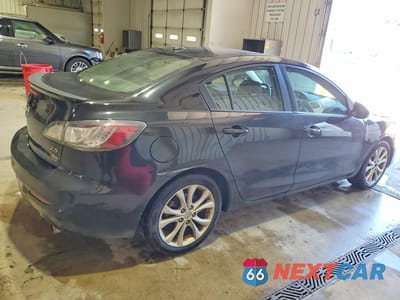 Trzecie zdjęcie samochodu z tyłu: 2011 MAZDA 3 S VIN:JM1BL1U62B1397454 - miniatura