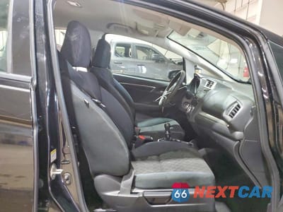 Zdjęcie 7 z 12 samochodu: 2015 HONDA FIT LX VIN:3HGGK5G50FM766941 - miniatura