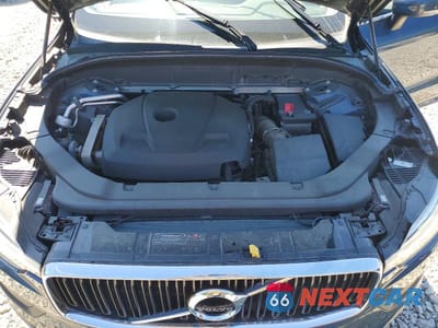 Zdjęcie 12 z 13 samochodu: 2018 VOLVO XC60 T5 MOMENTUM VIN:YV4102RK5J1064855 - miniatura