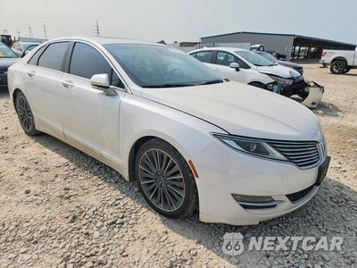Czwarte zdjęcie samochodu z boku: 2015 LINCOLN MKZ HYBRID VIN:3LN6L2LU0FR628706 - miniatura