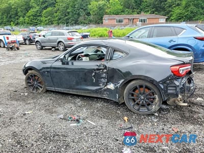Drugie zdjęcie samochodu z przodu: 2017 TOYOTA 86 BASE VIN:JF1ZNAA1XH8702447 - miniatura