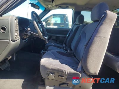 Zdjęcie 7 z 12 samochodu: 2001 GMC NEW SIERRA K1500 VIN:2GTEK19T911116936 - miniatura