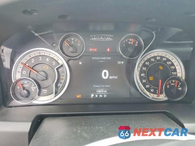 Zdjęcie 9 z 12 samochodu: 2018 RAM 1500 SLT VIN:1C6RR7LM7JS354471 - miniatura